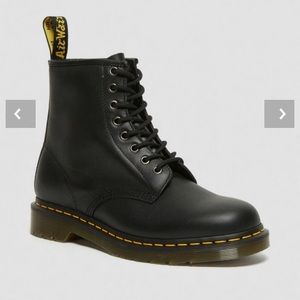 Dr Marten’s 1460 US L Size:9 Napa leather Lace up boot women’s